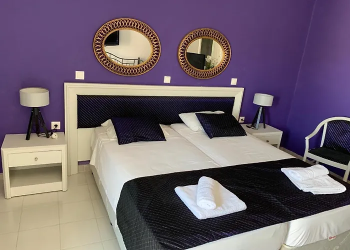 Alkyonides Boutique Kremastí